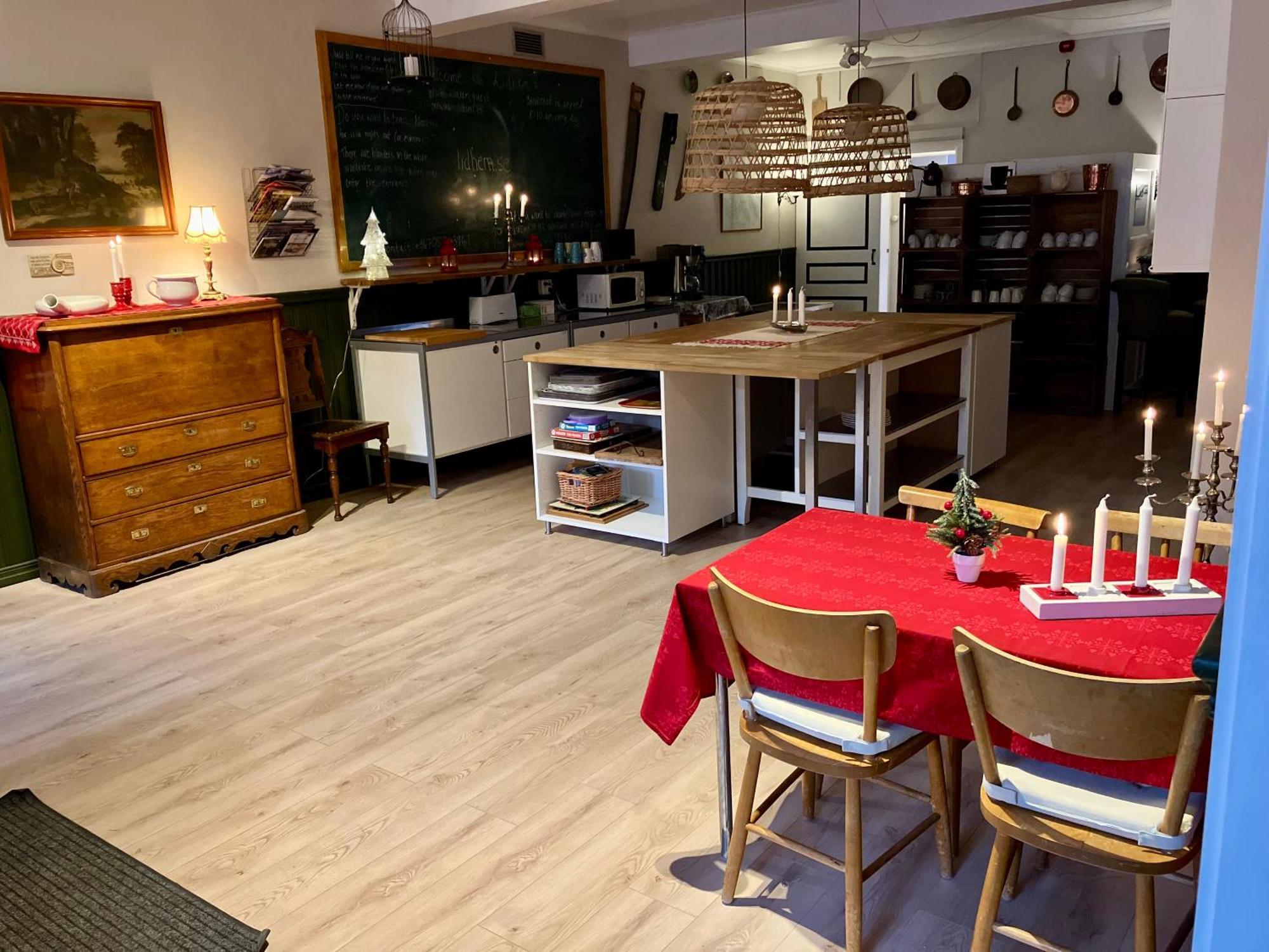 Lidhem Herrgard. Bed & Breakfast Och Mindre Laegenheter Віммербю Екстер'єр фото